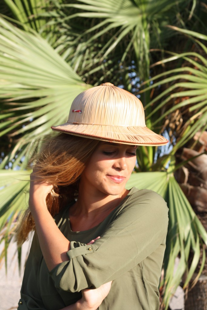 SVÎRIG.com Fashion Post Tropical Sounds Hat 2